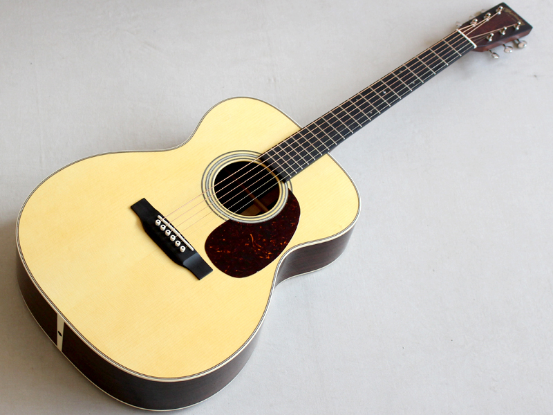 Martin Custom Shop CTM OOO-28 Adirondack Spruce / Guatemalan