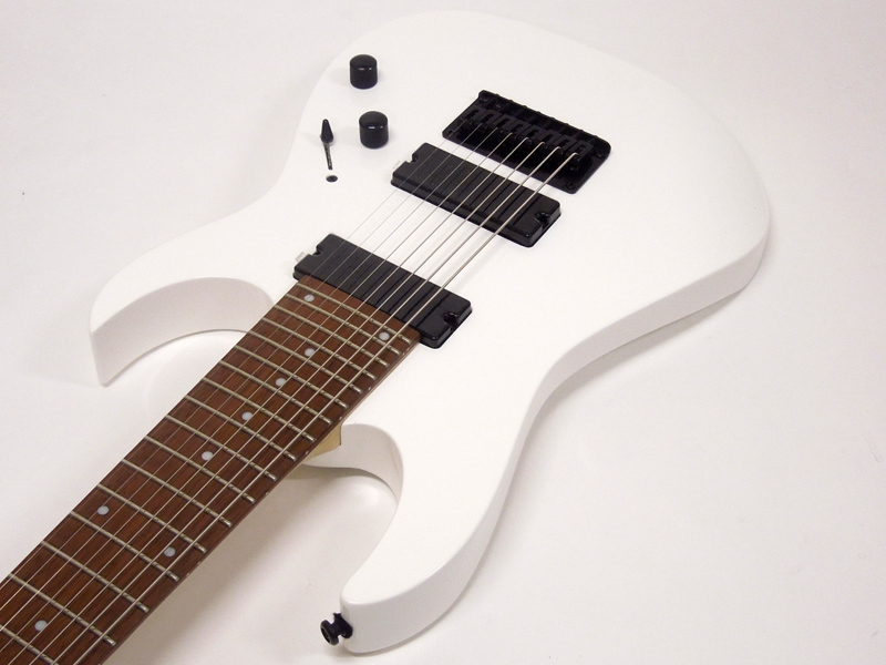 ギター Ibanez RG8 White NAMM2018:エレキギター】-Ibanez- タイトな低音が特徴の”IBZ-8