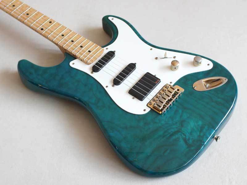 K.Nyui Custom Guitars CUSTOM STRAT BLUE ☆ キルトメイプルの2ピース