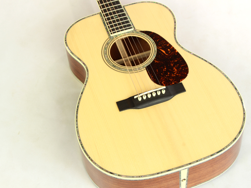 驚きの価格が実現！ Martin Custom Shop CTM 00-45  ギター