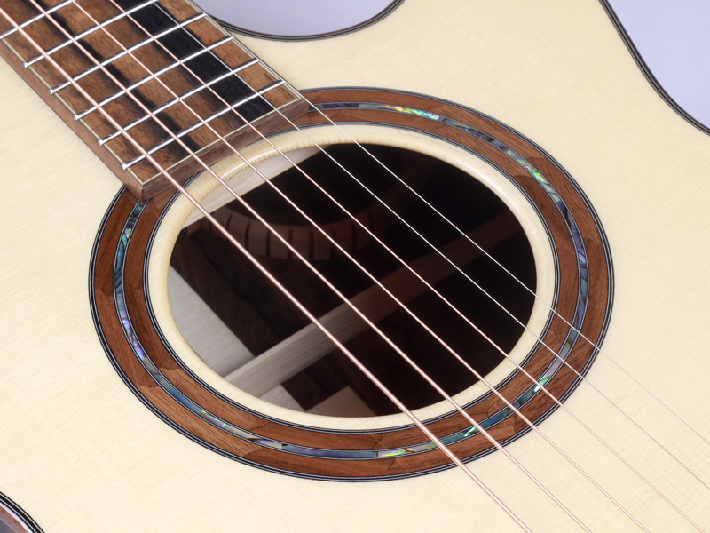 Furch Guitar フォルヒギター LTD Yellow Deluxe Gc-ER 日本限定
