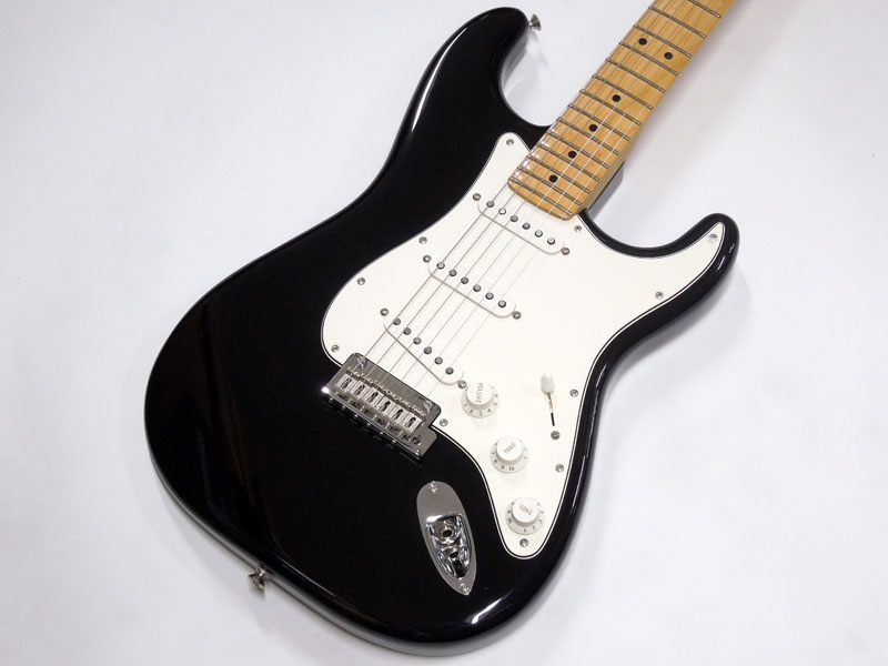 Fender フェンダー Player Stratocaster / Black / Maple Fender フェンダー Player Stratocaster / Black / Maple