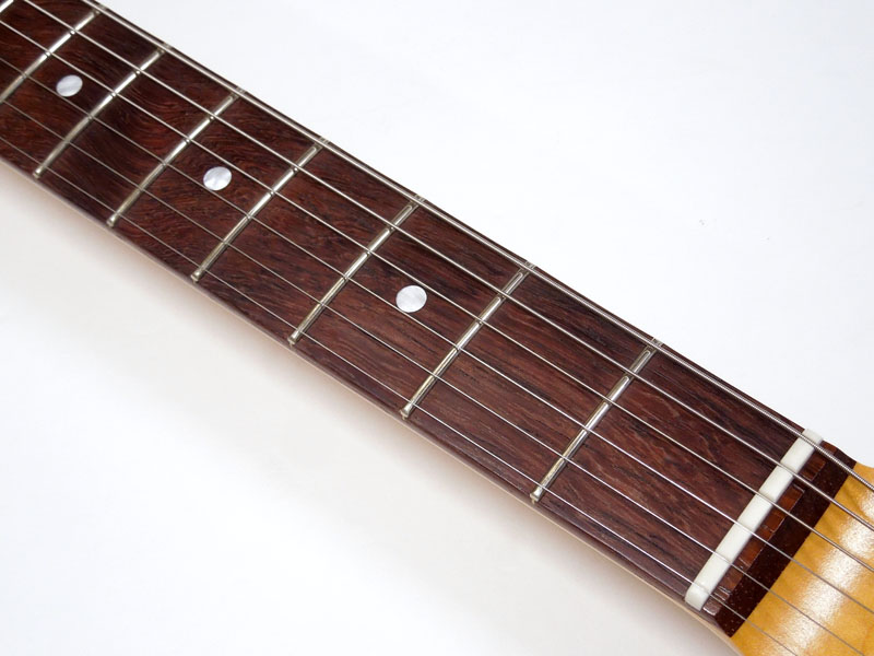 Vanzandt ヴァンザント Bronson / Vintage White / Gold Anodized