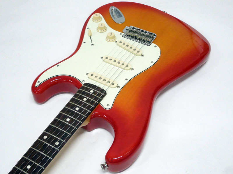 Fender Japan フェンダー ジャパン ST62 / CS < Used / 中古品