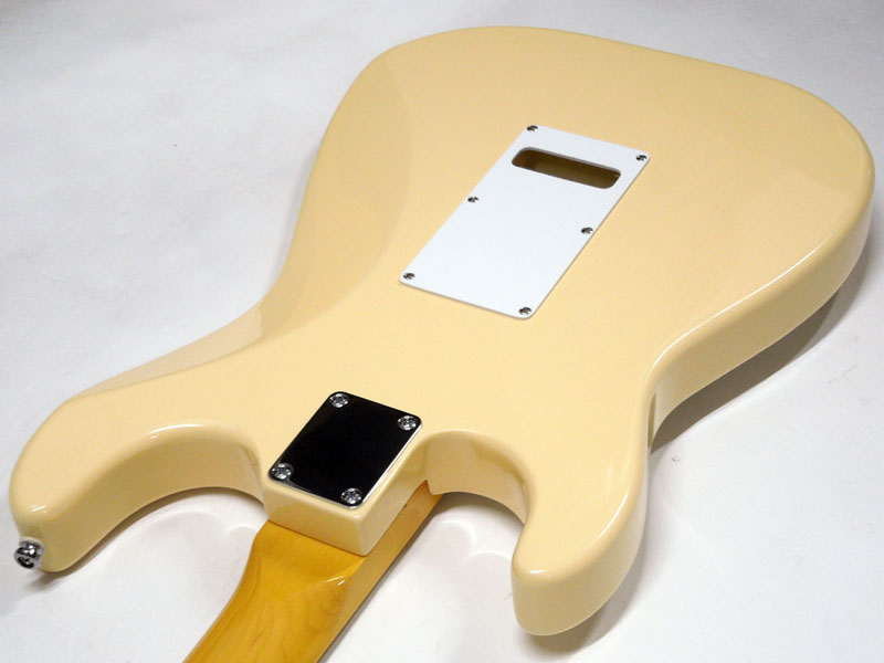 G&L Tribute S-500 / Vintage White 25%OFF! | ワタナベ楽器店 大阪店