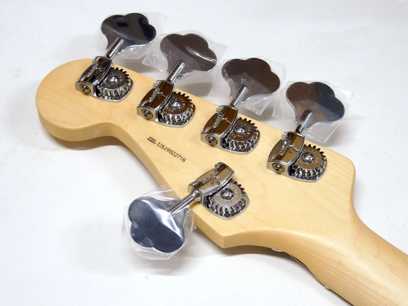 Fender Jazz Bass ナチュラル　純正ケース付き Fender Made in Japan Traditional 70s Jazz Bass (Natural) [新