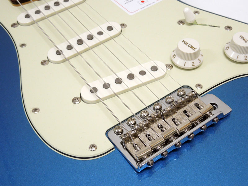 Fender フェンダー Made In Japan Traditional 60s Stratocaster