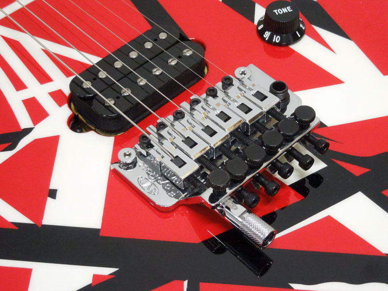 EVH イーブイエイチ Striped Series Red with Black Stripes