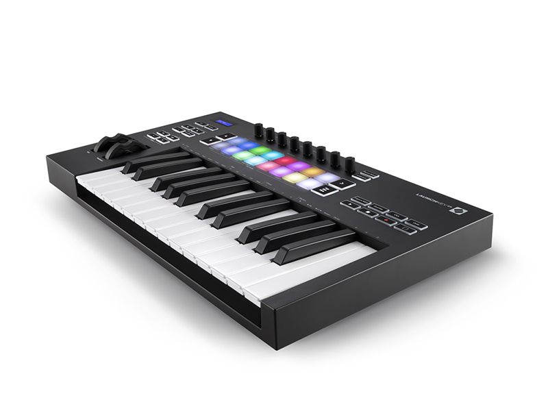 novation ( ノベイション ) LAUNCHKEY25 MK3 MIDI キーボード 送料無料! | ワタナベ楽器店 ONLINE SHOP