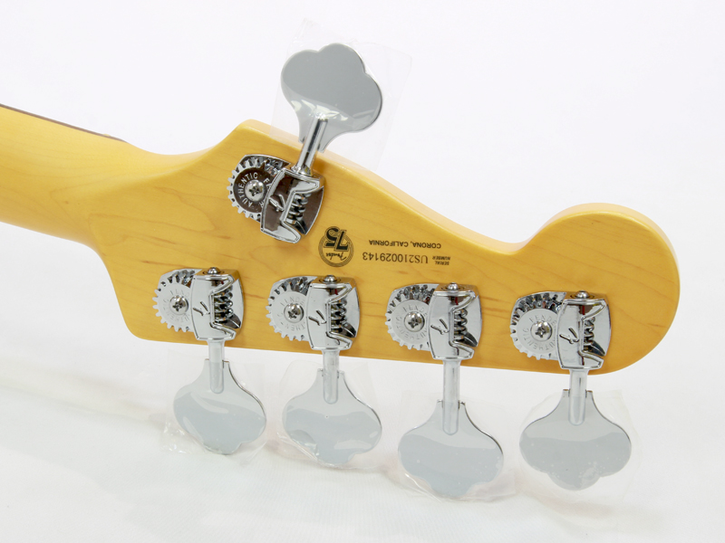 フェンダー アメリカンプロフェッショナル II プレシジョンベース V (5弦)