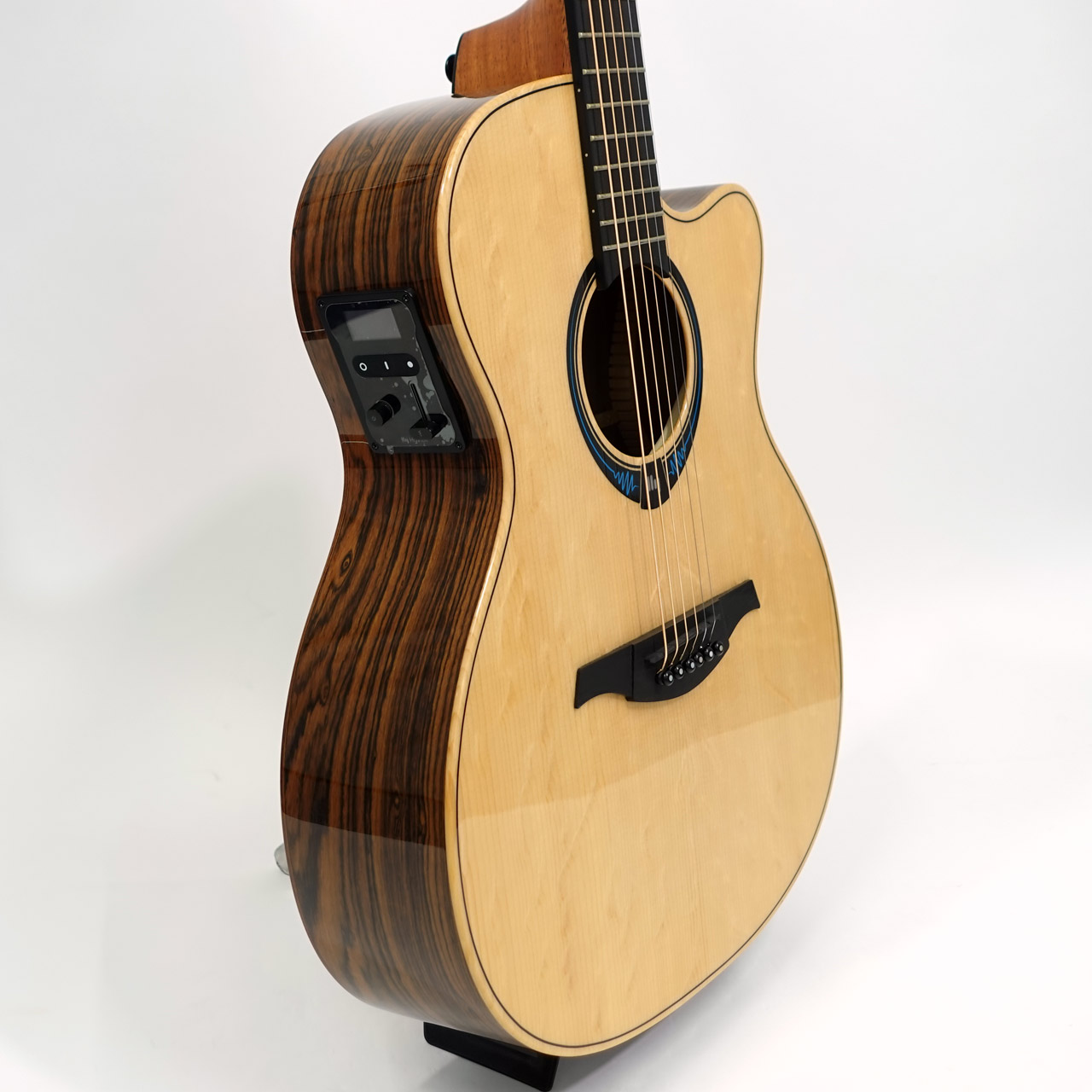 LAG Guitars THV30ACE Hyvibe Series 【OUTLET】 46%OFF