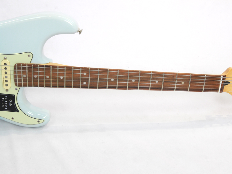 Fender フェンダー Player Plus Stratocaster HSS Belair Blue