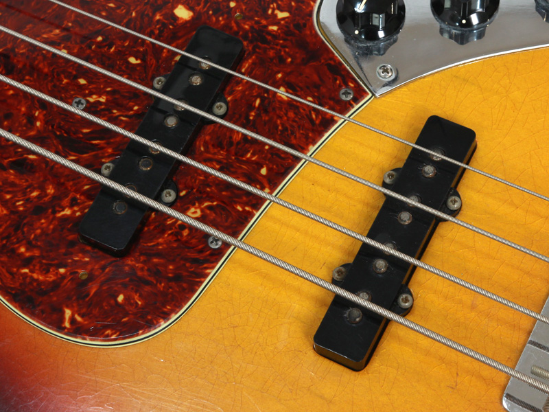 Fender Custom Shop 1961 Jazz Bass NOS 3-Color Sunburst Masterbuilt