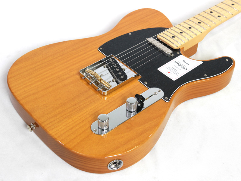 【きれいめファッション51選】上品さと清潔感をキープし Fender フェンダー MN Natural Vintage Telecaster II Hybrid ギター