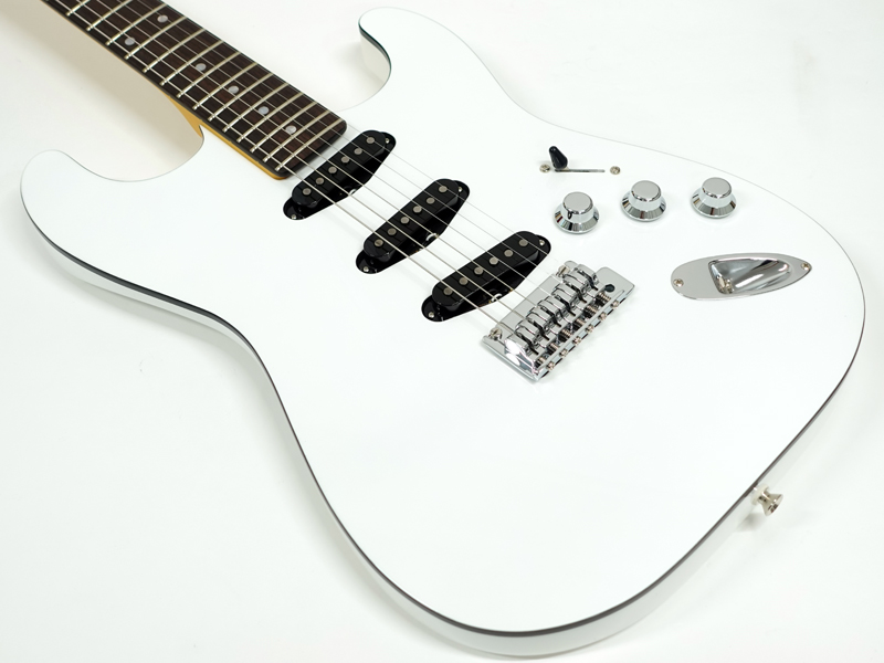 【美品】Fender Aerodyne Stratフェンダーエアロダイン Fender / Japan Exclusive Aerodyne Stratocaster Medium Scale