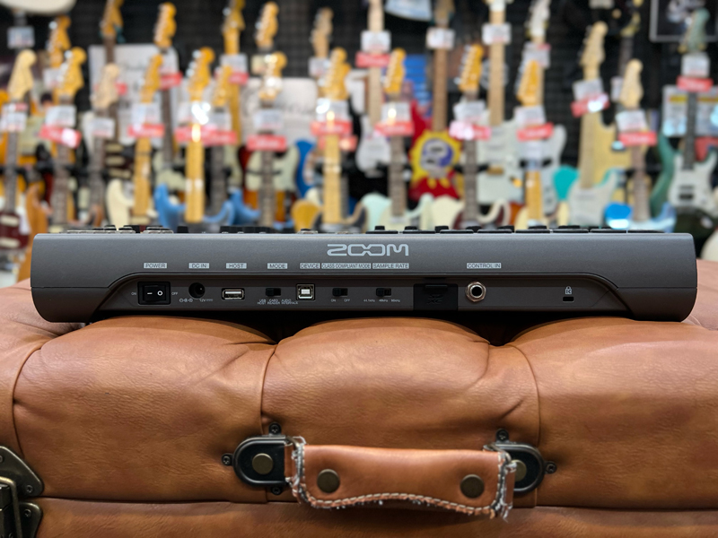 『4年保証』 ZOOM ズーム LiveTrak L-12 < Used / 中古品 > | ワタナベ楽器店 配信機器・PA機器・レコーディング機器