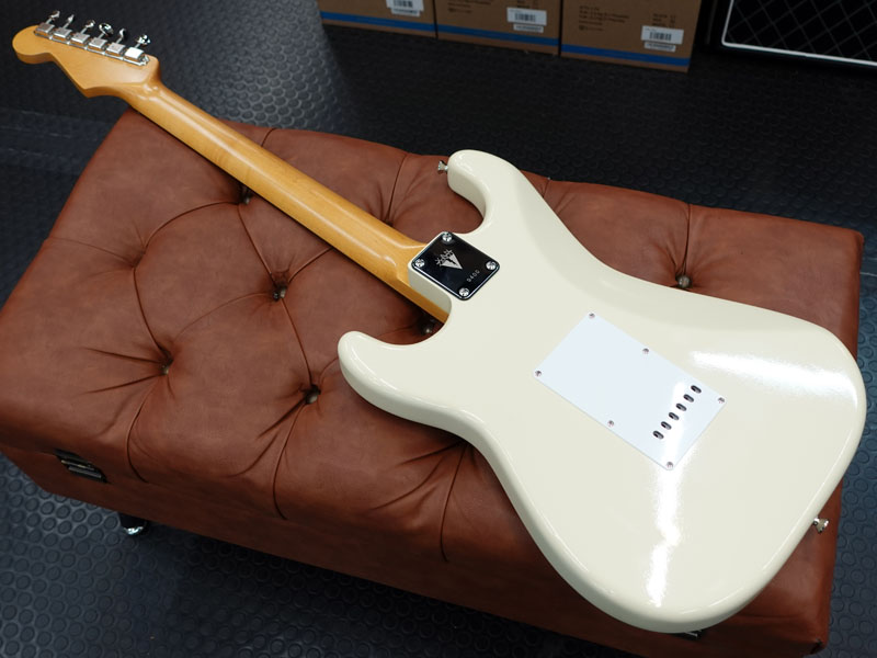 Vanzandt ヴァンザント STV-R2 Less Pressure / Vintage White