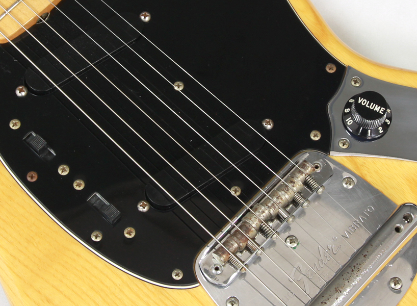 Fender フェンダー MUSTANG 1977 Natural | ワタナベ楽器店 京都本店