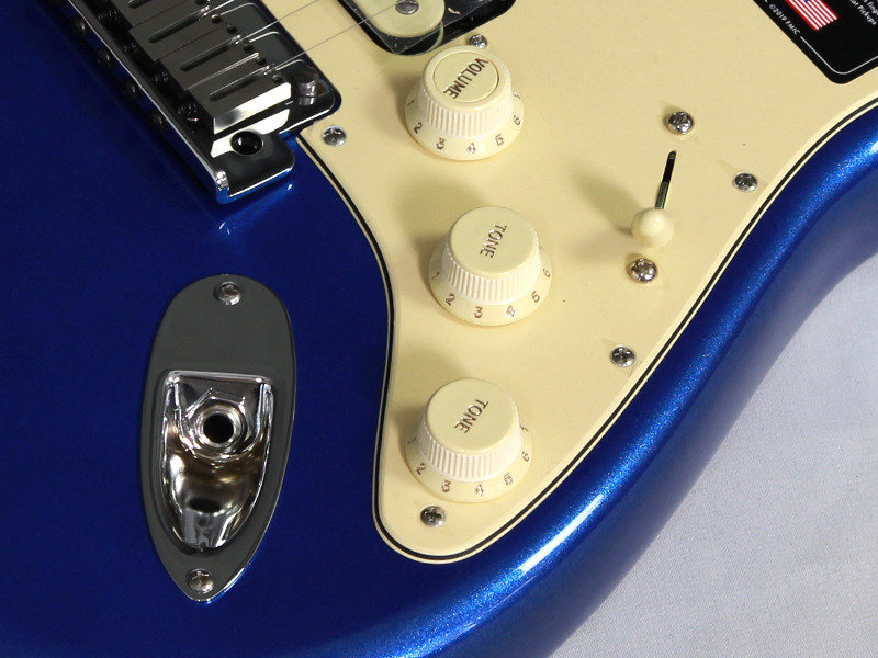 Fender American Ultra Stratocaster HSS Rosewood Fingerboard