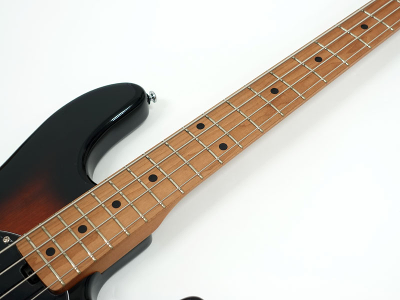 Sterling by Musicman RAY34 Vintage Sunburst スティングレイ