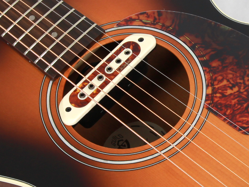 GUILD ギルド M-240E Troubadour トラベルギター コンパクト