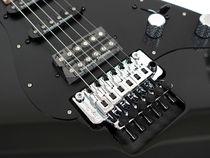 Charvel シャーベル Pro-Mod So-Cal Style 1 HSS FR M Gloss