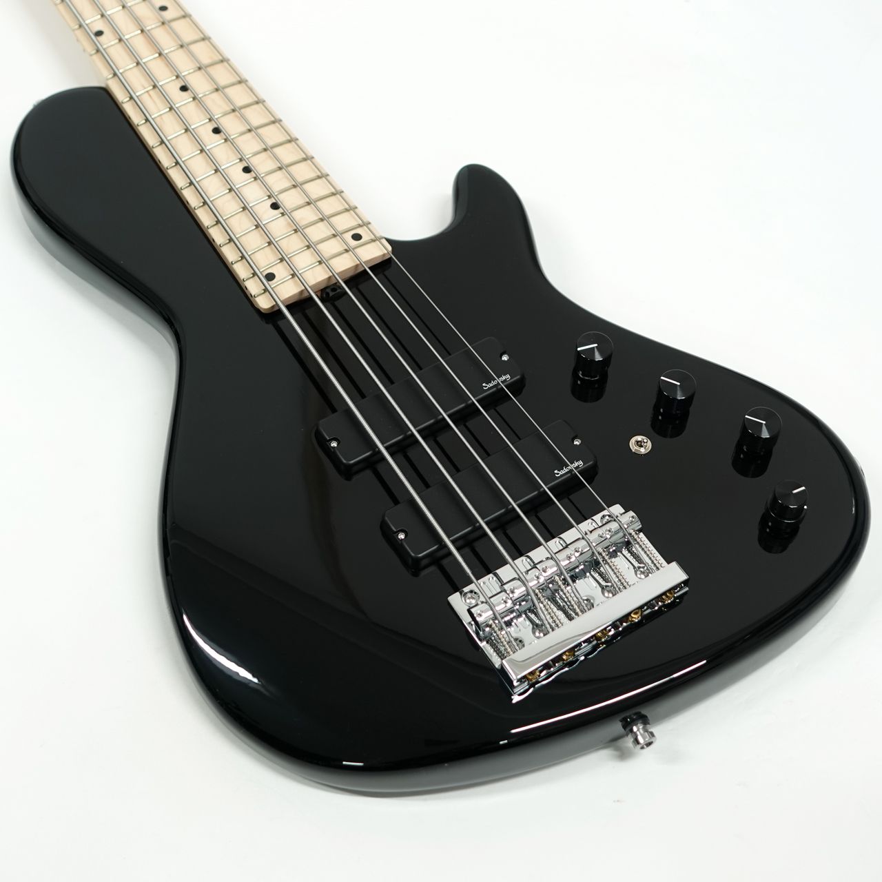 ka-r-021323-ta01-1.jpg