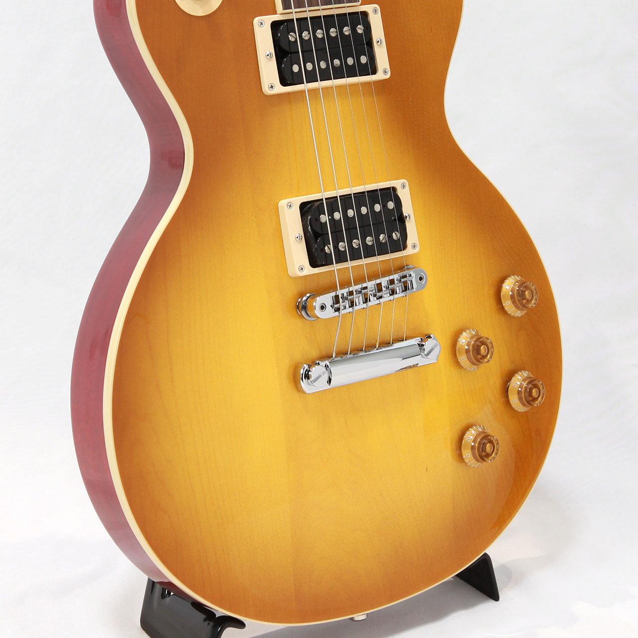 GibsonからSlashのライブでのメイン機として有名な『Slash