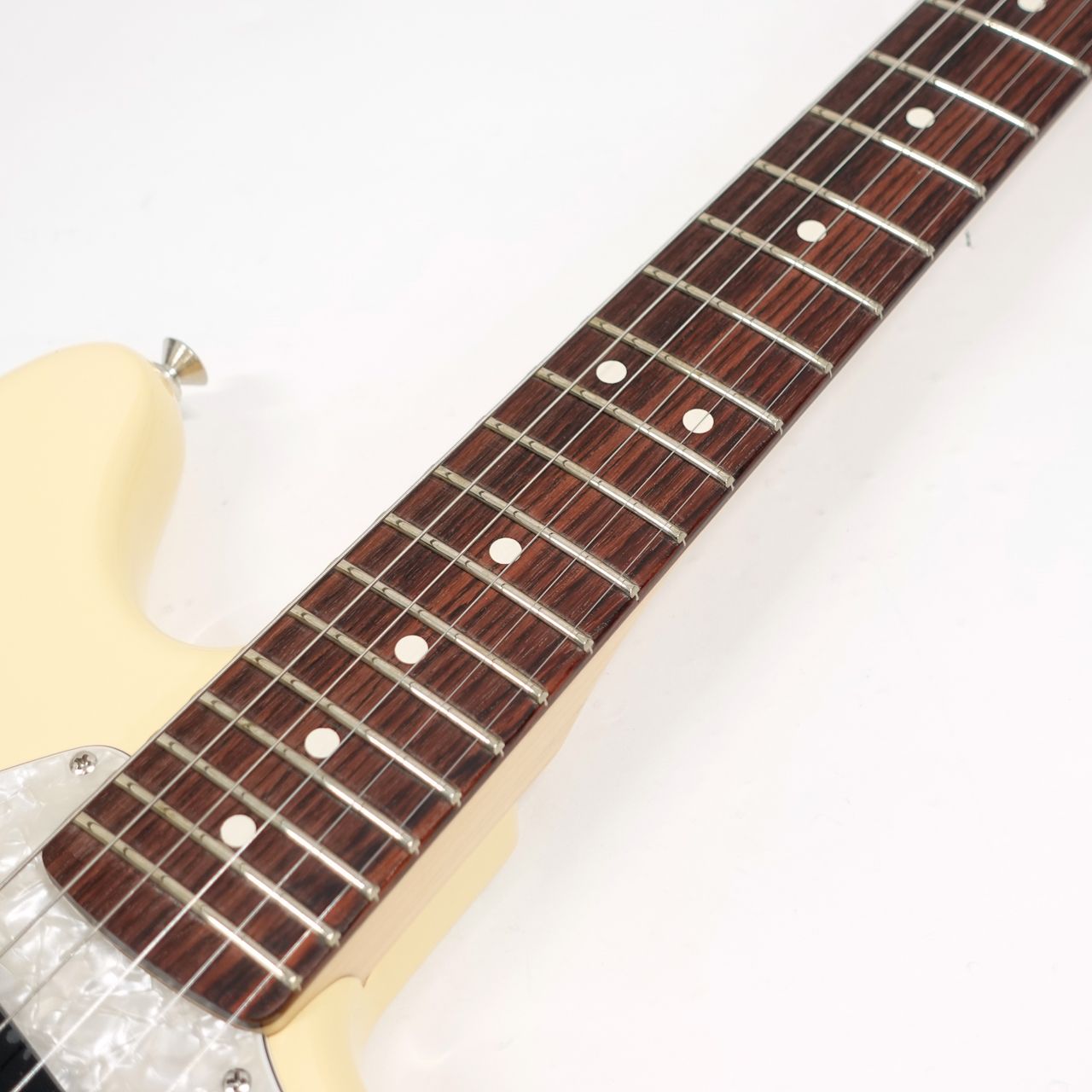 Fender フェンダー American Performer Mustang / Vintage White
