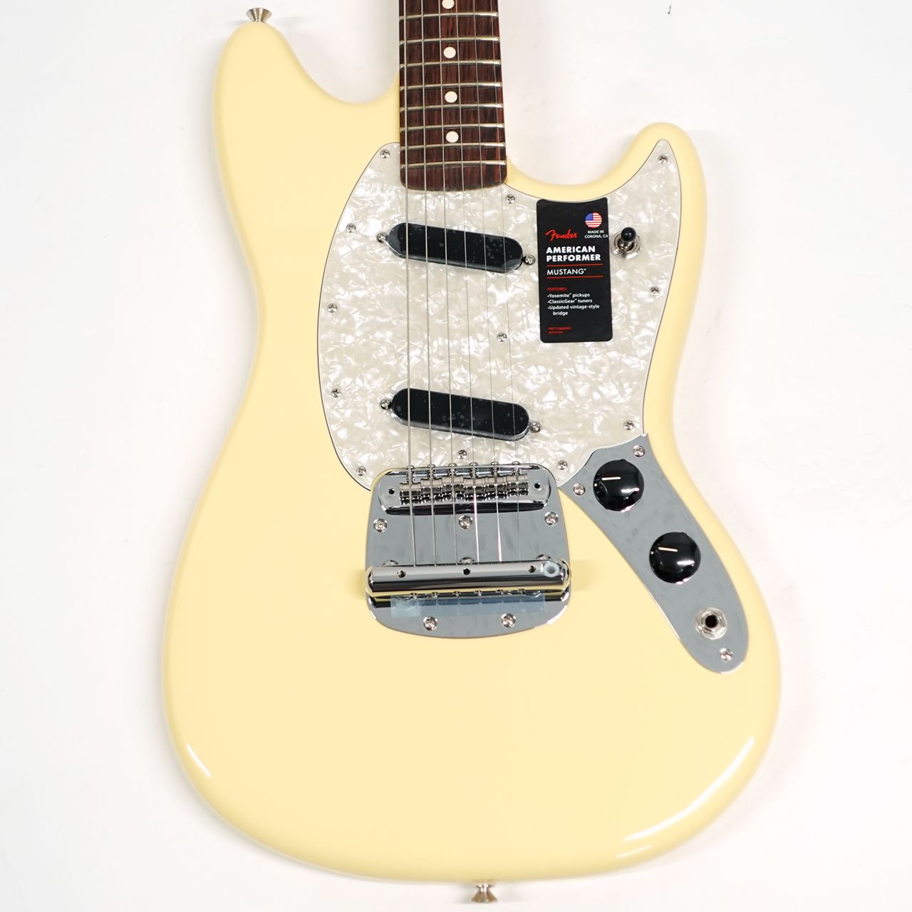 Fender American Performer Mustang Rosewood Fingerboard Satin