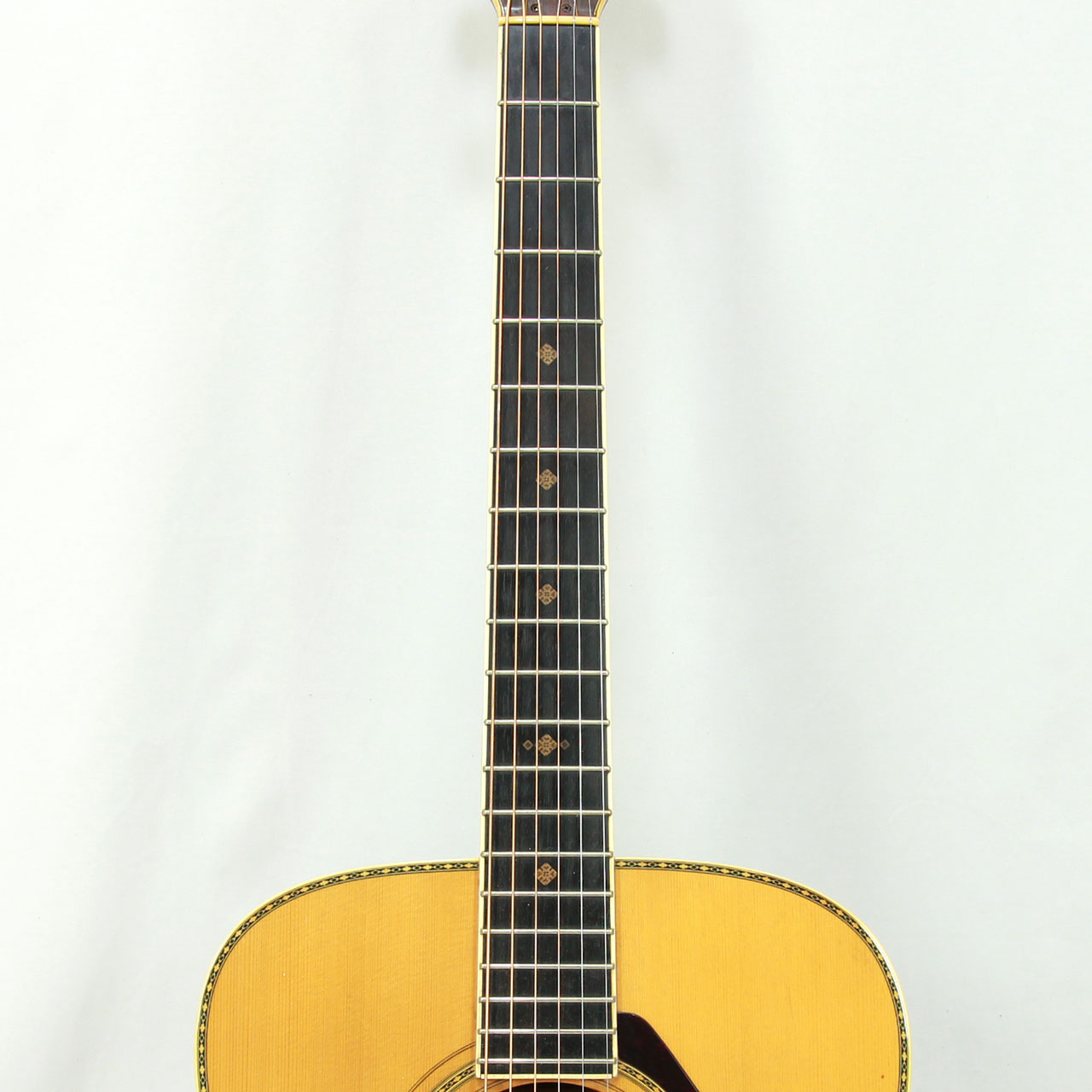 YAMAHA ( ヤマハ ) L-10 *前期型 | ワタナベ楽器店 京都本店 YAMAHA ( ヤマハ ) L-10 *前期型 | ワタナベ楽器店 京都本店