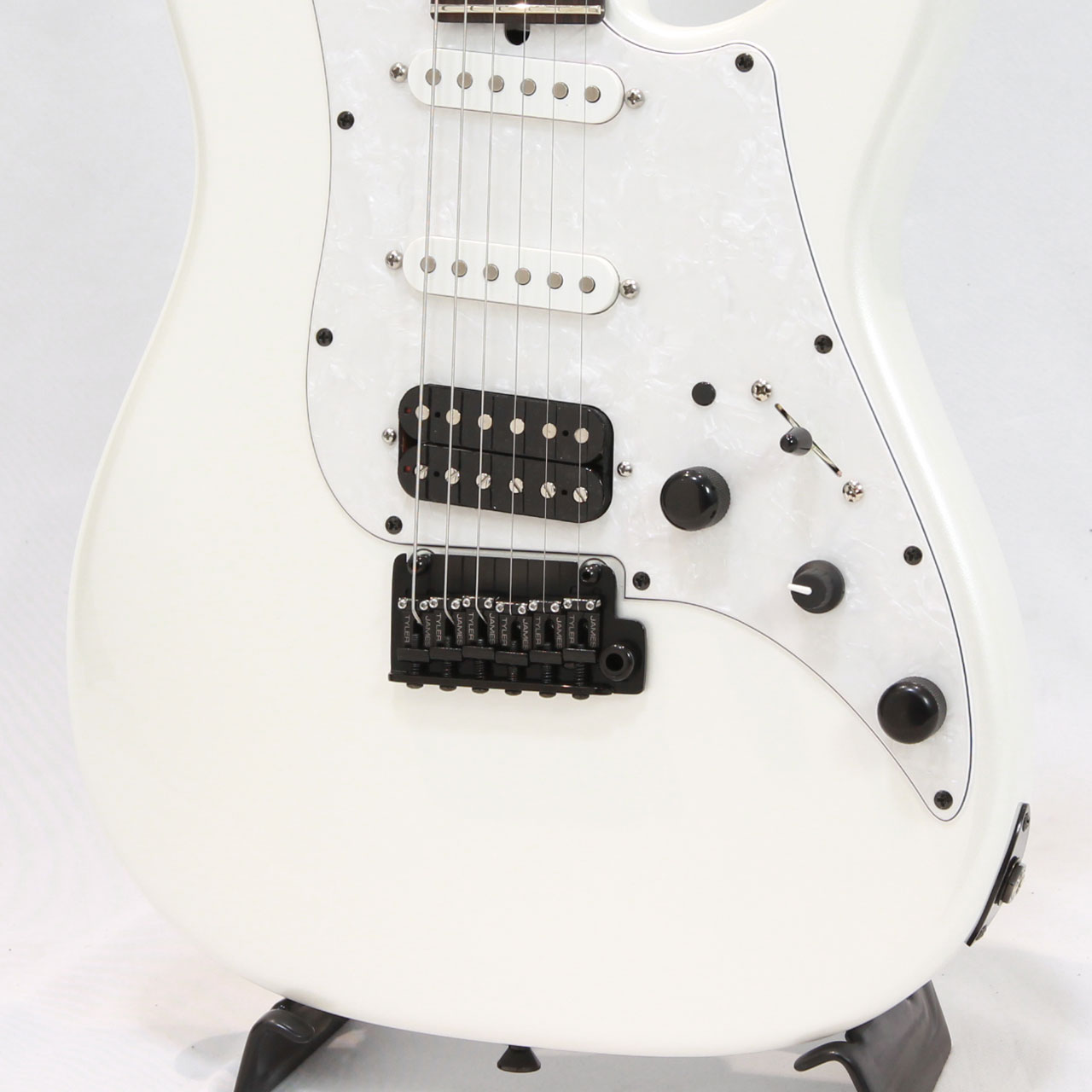 James Tyler Japan Studio Elite HD White With White Silver Pearl