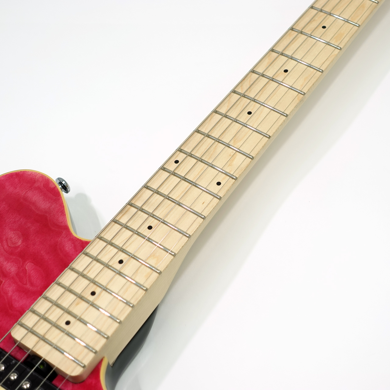 Sterling by Musicman AX-40 / TPK Trans Pink | ワタナベ楽器店