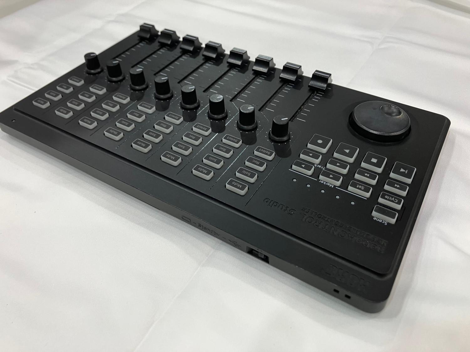 KORG コルグ nanoKONTROL Studio ◇中古入荷！ | ワタナベ楽器店