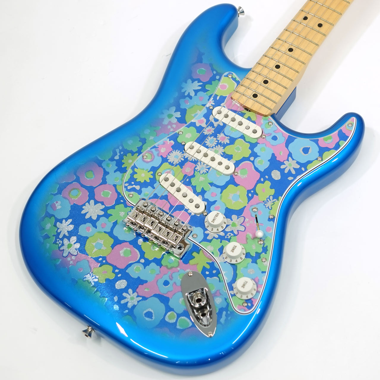 Fender フェンダー Made in Japan Limited Stratocaster Blue