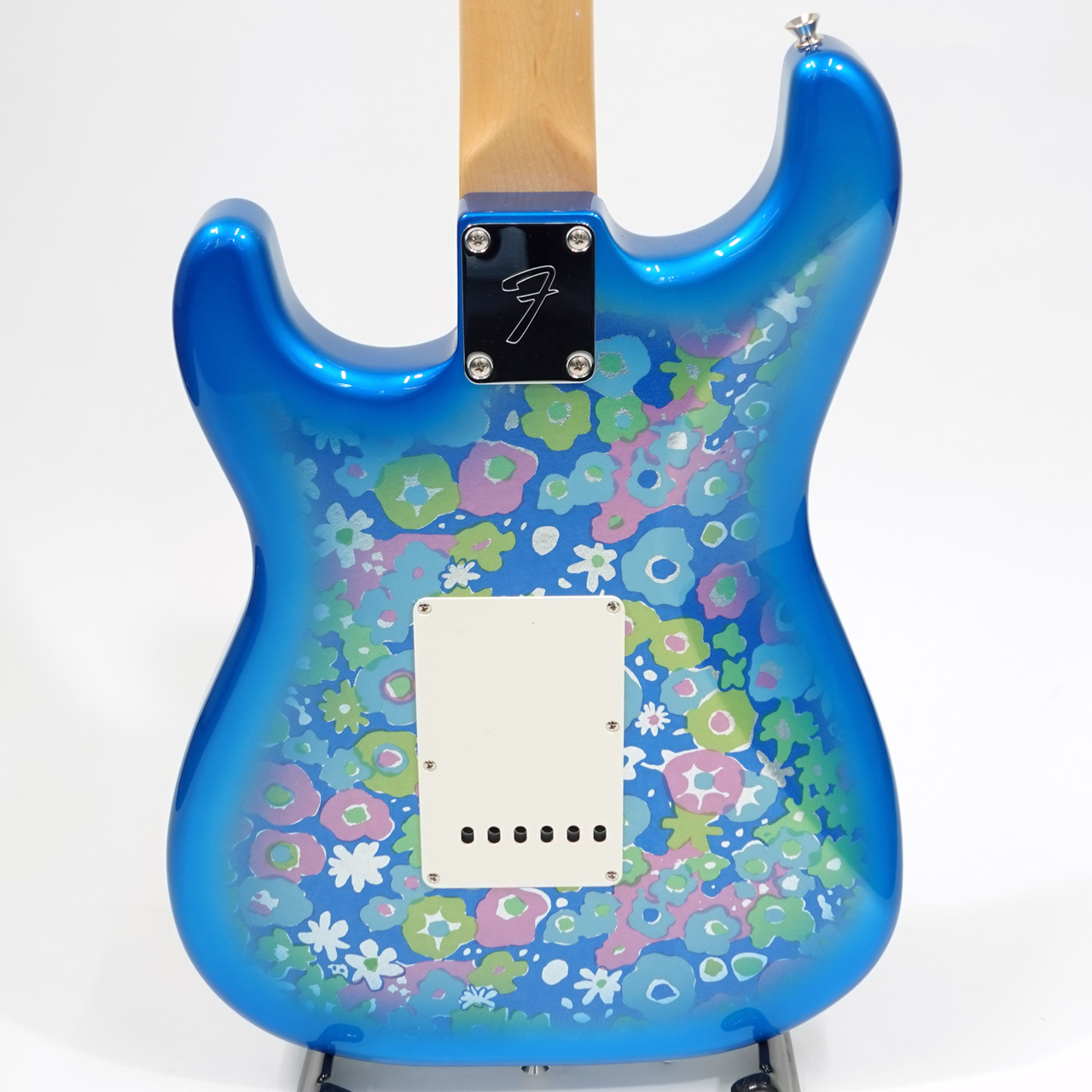週末限定!!ストラトキャスター♪ Fender フェンダー Made in Japan Limited Stratocaster Blue