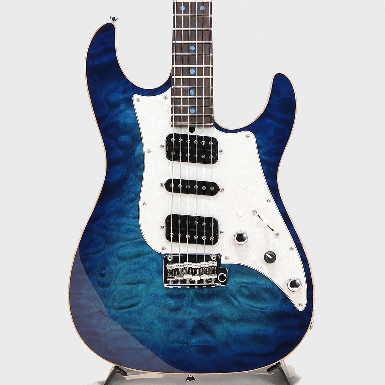 James Tyler Japan Studio Elite Quilted Maple / Alder / Meple Blue