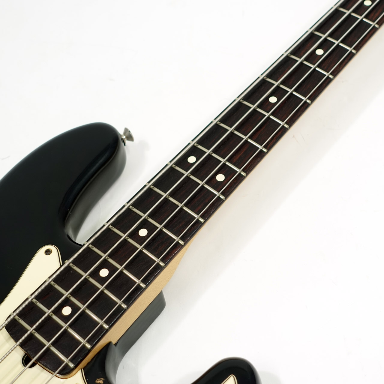 Fender フェンダー Highway One Jazz Bass Upgrade / Flat Black