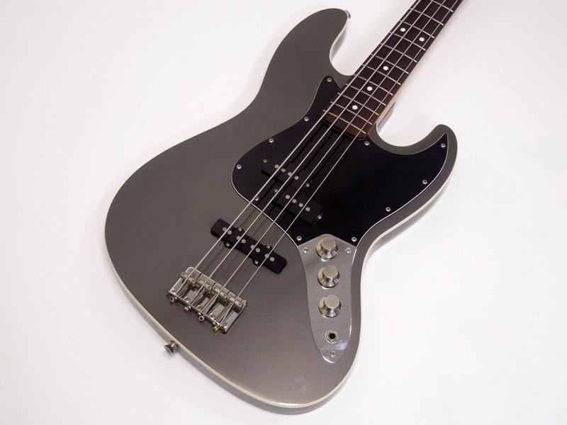Fender Japan ( フェンダー ジャパン ) AJB Dolphin Gray #S030425 