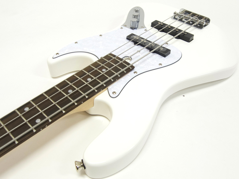 Bacchus バッカス WJB-Mini WH【 ミニ ジャズベース 初心者 入門 Bacchus バッカス WJB-Mini WH【 ミニ ジャズベース 初心者 入門