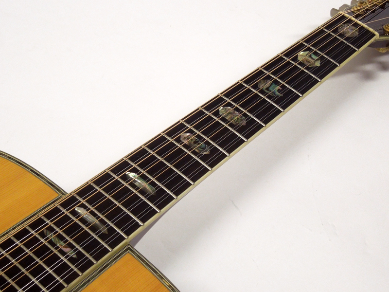 Morris B-40 12弦ギター、縦ロゴデザインの中古美品！