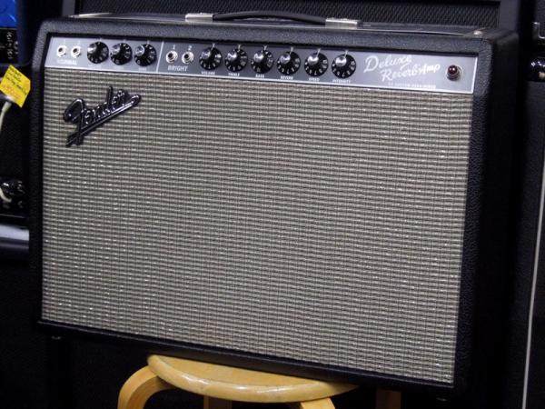 Fender フェンダー '64 Custom Deluxe Reverb