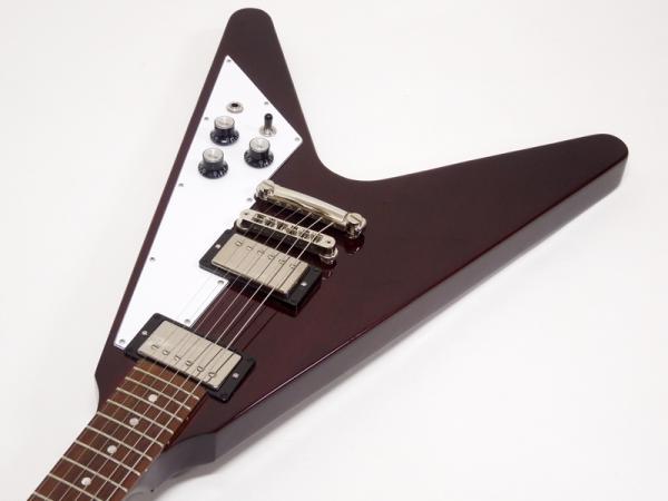 Gibson ( ギブソン ) Flying V 2018 / Aged Cherry #180043426 30%OFF! | ワタナベ楽器店 大阪店