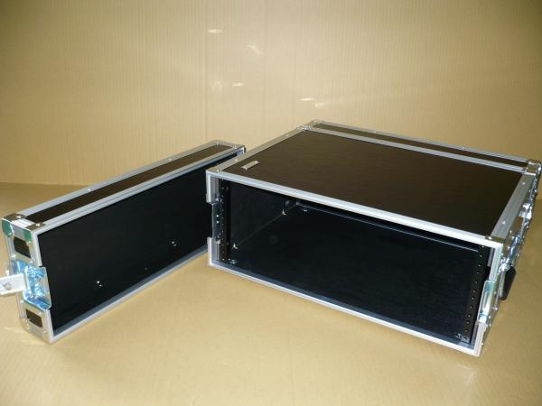 4U ラックケース 61Vt1ZkQnfL._UF350,350_QL50_.jpg