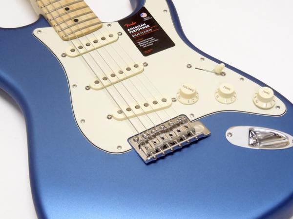 Fender ( フェンダー ) American Performer Stratocaster Satin Lake