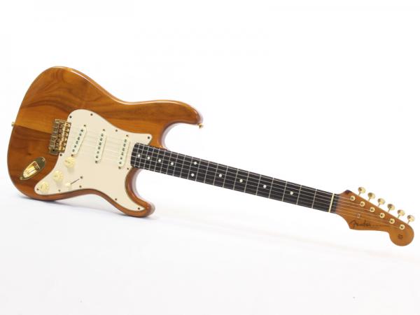 Fender Japan ( フェンダー ジャパン ) ST62-115 WAL - 超貴重な激レアギター / USED -