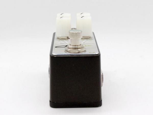 L' Tosin Abasi Signature