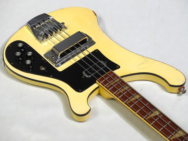 リッケンバッカー Rickenbacker 1976年製 4001 White Rickenbacker 4001 White 1976 – Chicago Music Exchange
