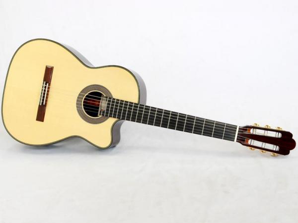 Shunpei Nishino ( 西野 春平 ) NR.3 CW Spruce Top / 640mmスケール