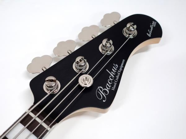 Bacchus WL-453ウッドライン　エレキベース ブラック ケース付き Bacchus WL-453ウッドライン エレキベース ブラック ケース付き